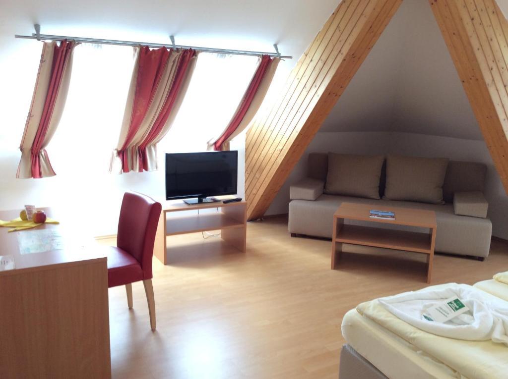 Stadthotel Schwerterbraeu Judenburg Habitación foto